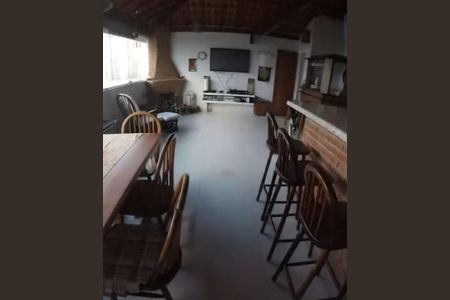 Casa à venda com 2 quartos, 200m² em Vila Carrão, São Paulo