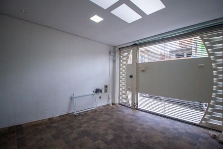Casa para alugar com 150m², 2 quartos e 1 vaga Casa para alugar com 150m², 2 quartos e 1 vagaGaragem