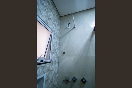 Casa para alugar com 150m², 2 quartos e 1 vaga Casa para alugar com 150m², 2 quartos e 1 vagaBanheiro da Suíte