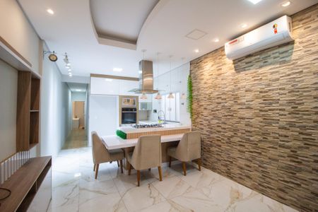 Casa para alugar com 150m², 2 quartos e 1 vaga Casa para alugar com 150m², 2 quartos e 1 vagaSala