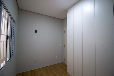 Casa para alugar com 150m², 2 quartos e 1 vaga Casa para alugar com 150m², 2 quartos e 1 vagaQuarto