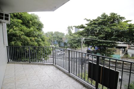 Apartamento à venda com 80m², 2 quartos e 1 vagaVaranda