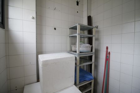Apartamento à venda com 80m², 2 quartos e 1 vagaBanheiro de serviço