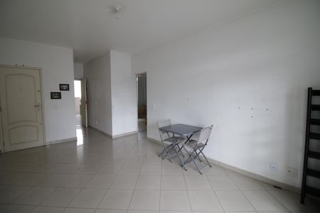 Apartamento à venda com 80m², 2 quartos e 1 vagaSala
