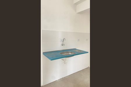 Cozinha de apartamento à venda com 2 quartos, 42m² em Vila Santa Terezinha (zona Norte), São Paulo