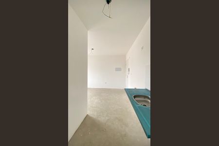 Cozinha de apartamento à venda com 2 quartos, 42m² em Vila Santa Terezinha (zona Norte), São Paulo