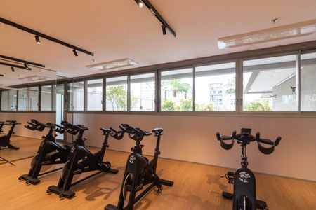 Studio para alugar com 32m², 1 quarto e sem vaga Studio para alugar com 32m², 1 quarto e sem vagaÁrea comum - Academia