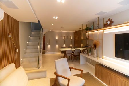Apartamento à venda com 331m², 5 quartos e 3 vagasSala