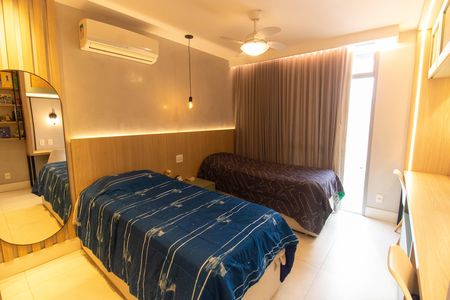 Apartamento à venda com 331m², 5 quartos e 3 vagasSuíte 2