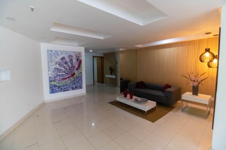 Apartamento à venda com 331m², 5 quartos e 3 vagasPortaria 