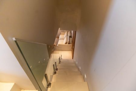 Apartamento à venda com 331m², 5 quartos e 3 vagasEscada 