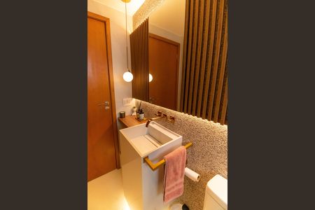 Apartamento à venda com 331m², 5 quartos e 3 vagasBanheiro Social