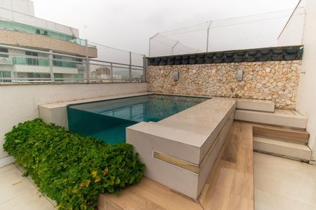 Apartamento à venda com 331m², 5 quartos e 3 vagasCobertura