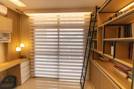 Apartamento à venda com 331m², 5 quartos e 3 vagasQuarto 2