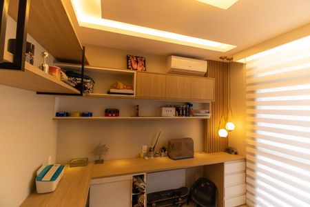 Apartamento à venda com 331m², 5 quartos e 3 vagasQuarto 2