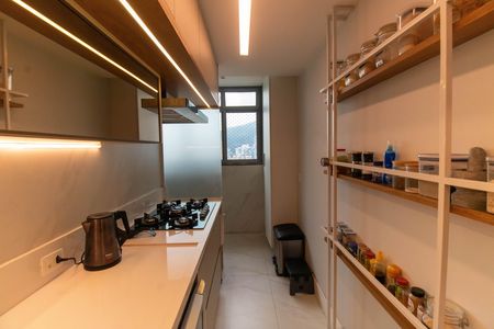 Apartamento à venda com 331m², 5 quartos e 3 vagasCozinha
