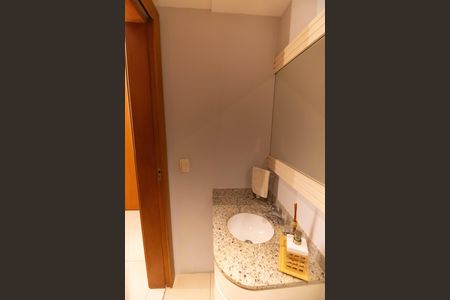 Apartamento à venda com 331m², 5 quartos e 3 vagasLavabo