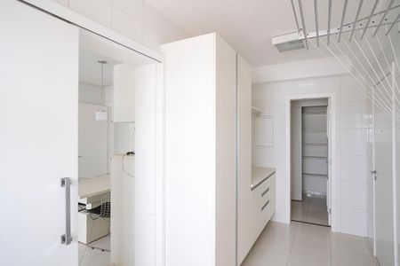 Apartamento à venda com 171m², 3 quartos e 3 vagasÁrea de serviço