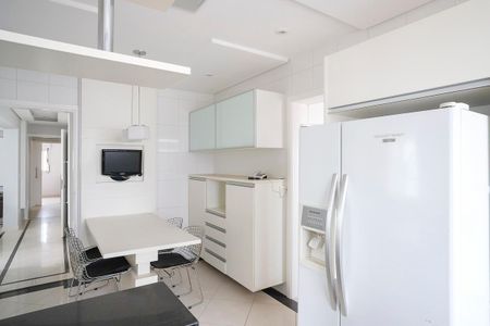 Apartamento à venda com 171m², 3 quartos e 3 vagasCozinha