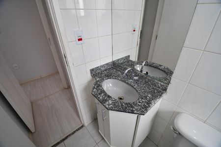 Apartamento à venda com 76m², 3 quartos e 2 vagasBanheiro Suíte