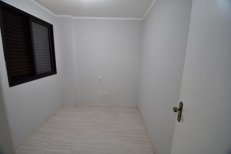 Apartamento à venda com 76m², 3 quartos e 2 vagasQuarto 2