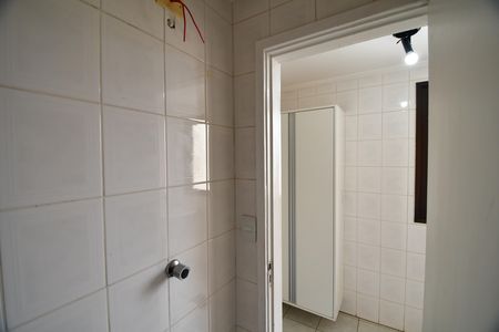 Apartamento à venda com 76m², 3 quartos e 2 vagasBanheiro de serviço