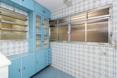 Apartamento à venda com 96m², 3 quartos e 2 vagas Apartamento à venda com 96m², 3 quartos e 2 vagasCopa