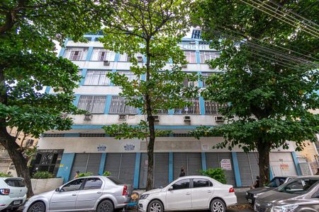 Apartamento à venda com 96m², 3 quartos e 2 vagas Apartamento à venda com 96m², 3 quartos e 2 vagasFachada do Prédio