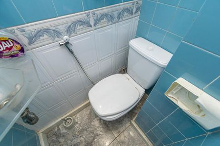 Apartamento à venda com 96m², 3 quartos e 2 vagas Apartamento à venda com 96m², 3 quartos e 2 vagasBanheiro de serviço