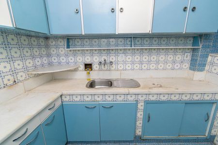 Apartamento à venda com 96m², 3 quartos e 2 vagas Apartamento à venda com 96m², 3 quartos e 2 vagasCozinha