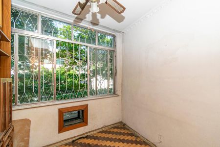 Apartamento à venda com 96m², 3 quartos e 2 vagas Apartamento à venda com 96m², 3 quartos e 2 vagasQuarto 1