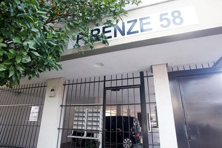 Apartamento à venda com 59m², 2 quartos e 1 vagaFachada