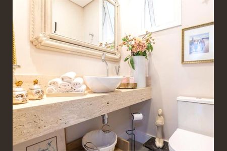 Casa à venda com 424m², 4 quartos e 6 vagas