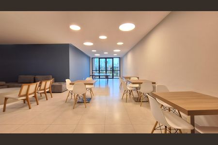 Apartamento para alugar com 65m², 2 quartos e 2 vagas Apartamento para alugar com 65m², 2 quartos e 2 vagasÁrea comum - Salão de festas
