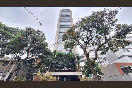 Apartamento para alugar com 65m², 2 quartos e 2 vagas Apartamento para alugar com 65m², 2 quartos e 2 vagasFachada