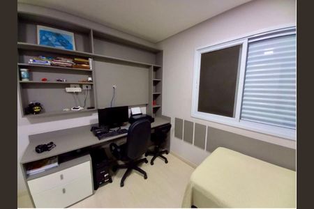 Casa à venda com 3 quartos, 300m² em Suru, Barueri