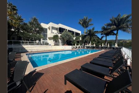 Casa à venda com 3 quartos, 300m² em Suru, Barueri
