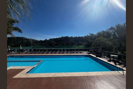 Casa à venda com 300m², 3 quartos e 6 vagas