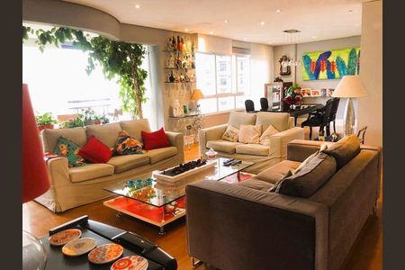 Apartamento à venda com 3 quartos, 129m² em Vila Suzana, São Paulo