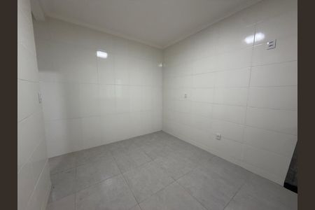 Casa para alugar com 68m², 1 quarto e 3 vagas