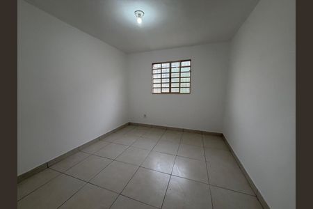 Casa para alugar com 68m², 1 quarto e 3 vagas