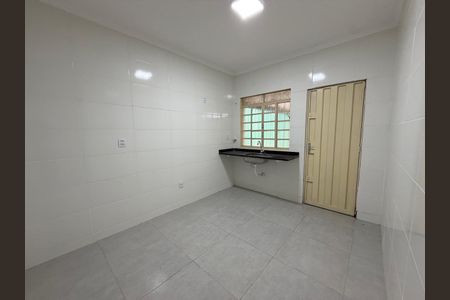 Casa para alugar com 68m², 1 quarto e 3 vagas Casa para alugar com 68m², 1 quarto e 3 vagasCozinha