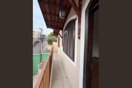 Casa para alugar com 68m², 1 quarto e 3 vagas