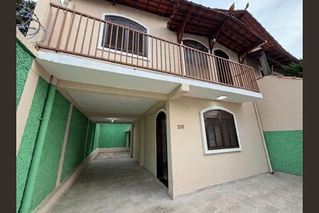 Casa para alugar com 68m², 1 quarto e 3 vagas