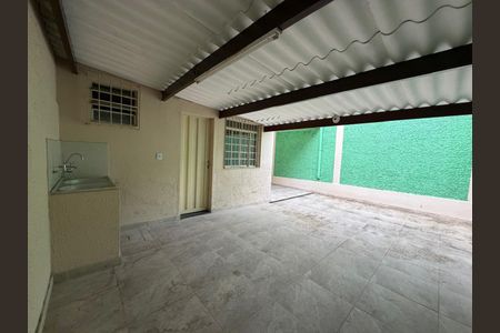 Casa para alugar com 68m², 1 quarto e 3 vagas