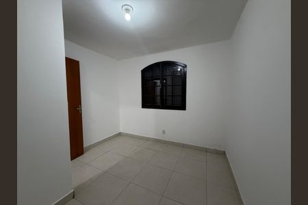 Casa para alugar com 68m², 1 quarto e 3 vagas