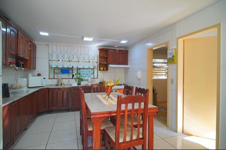 Casa à venda com 160m², 4 quartos e 1 vagaCozinha