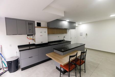 Apartamento à venda com 51m², 1 quarto e 1 vaga Apartamento à venda com 51m², 1 quarto e 1 vagaCozinha e Área de Serviço