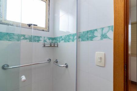 Apartamento à venda com 60m², 2 quartos e 1 vaga Apartamento à venda com 60m², 2 quartos e 1 vagaBanheiro da Suíte