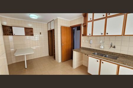 Apartamento à venda com 160m², 3 quartos e sem vaga